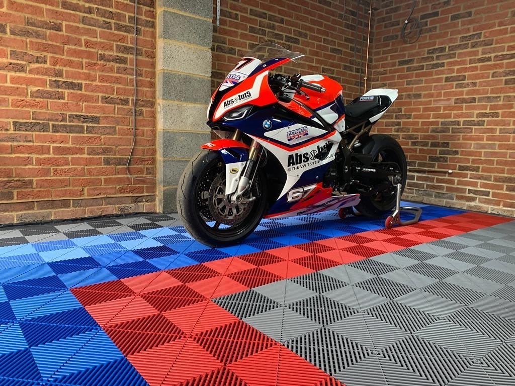 Vented Modular Interlocking Flooring Tiles - Image 10